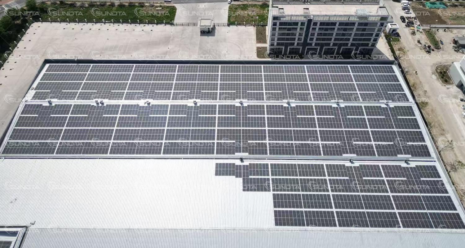 松达采用专有N型技术在合肥实现1.2MW定制屋顶光伏项目并网