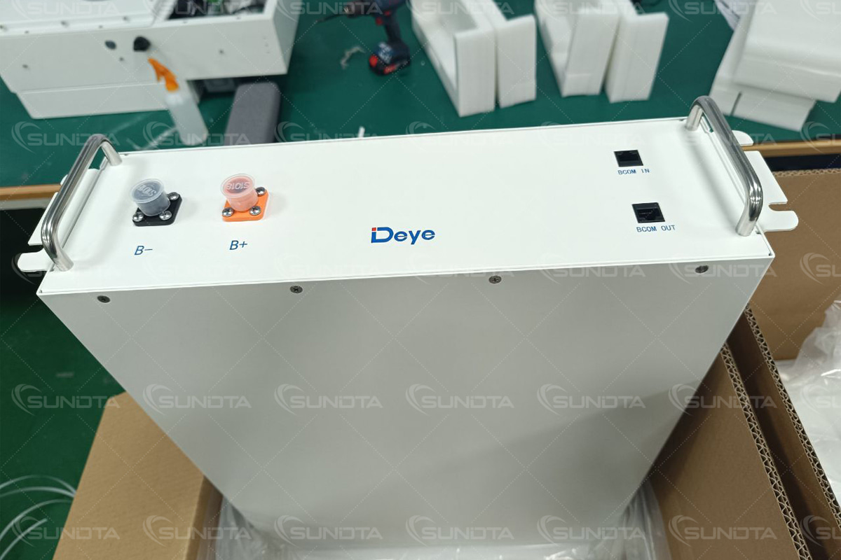 德业高压锂电池BOS-GM5.1已完成工厂测试，共20块将发往乌克兰。